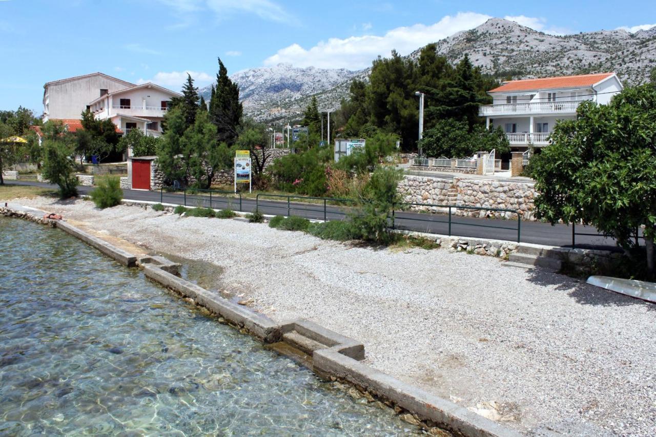 Apartments With A Parking Space Starigrad, Paklenica - 6618 Exteriér fotografie