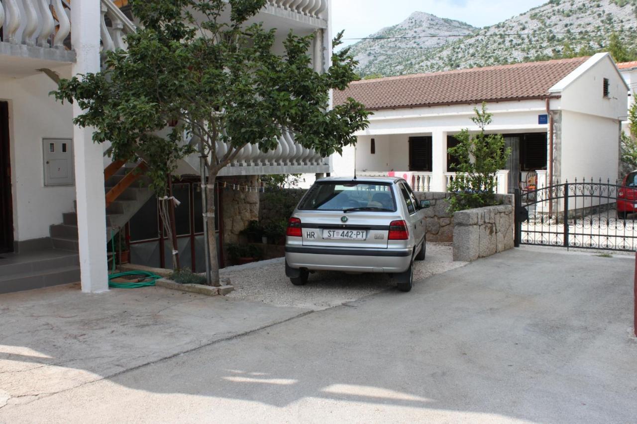 Apartments With A Parking Space Starigrad, Paklenica - 6618 Exteriér fotografie
