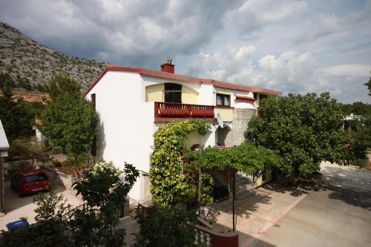 Apartments With A Parking Space Starigrad, Paklenica - 6618 Exteriér fotografie